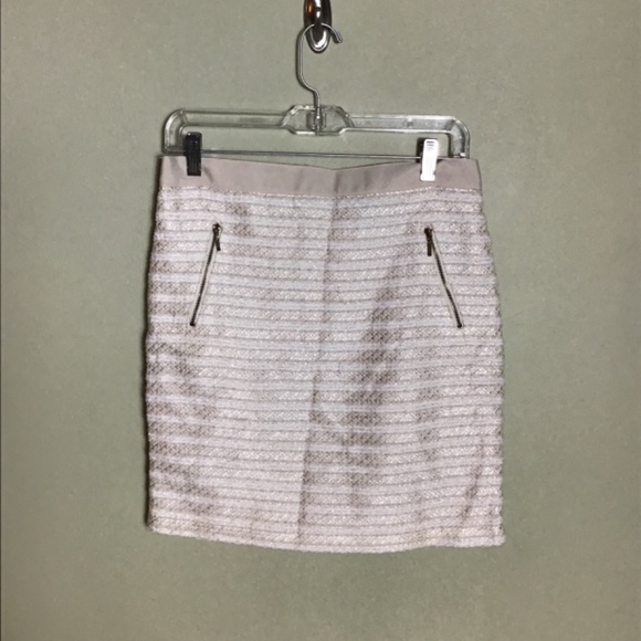 Forever 21 Women’s Cream/ Gold Tweed Ribbon Waist detail Mini Skirt Sz. Med EUC - Picture 3 of 9